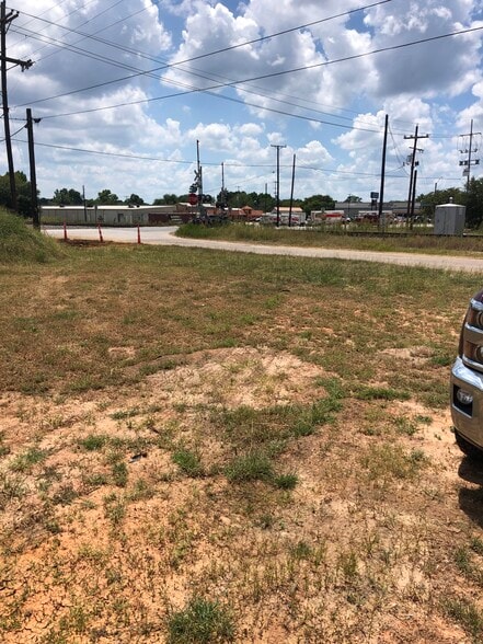 FM 536, Pleasanton, TX for sale - Building Photo - Image 2 of 7