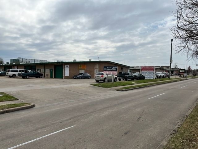 6101 Pinemont Dr, Houston, TX for lease Building Photo- Image 1 of 7