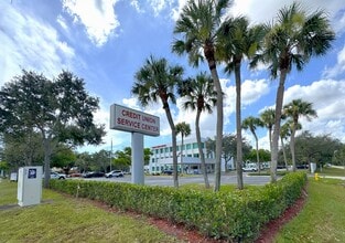 8895 N Military Trl, Palm Beach Gardens, FL for lease Building Photo- Image 2 of 4