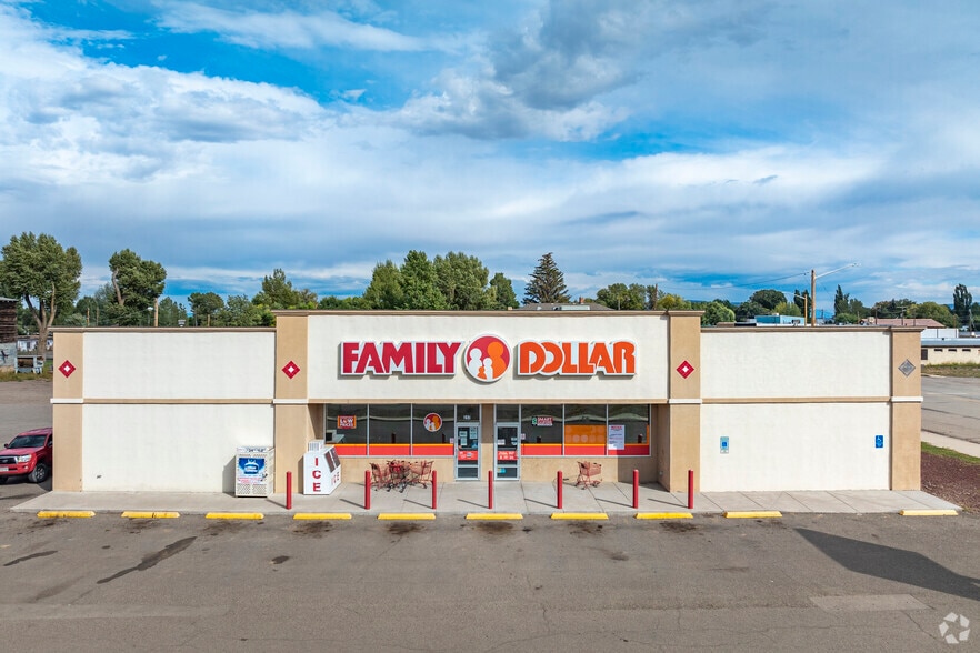 217 Spruce St, La Jara, CO for sale - Building Photo - Image 2 of 12