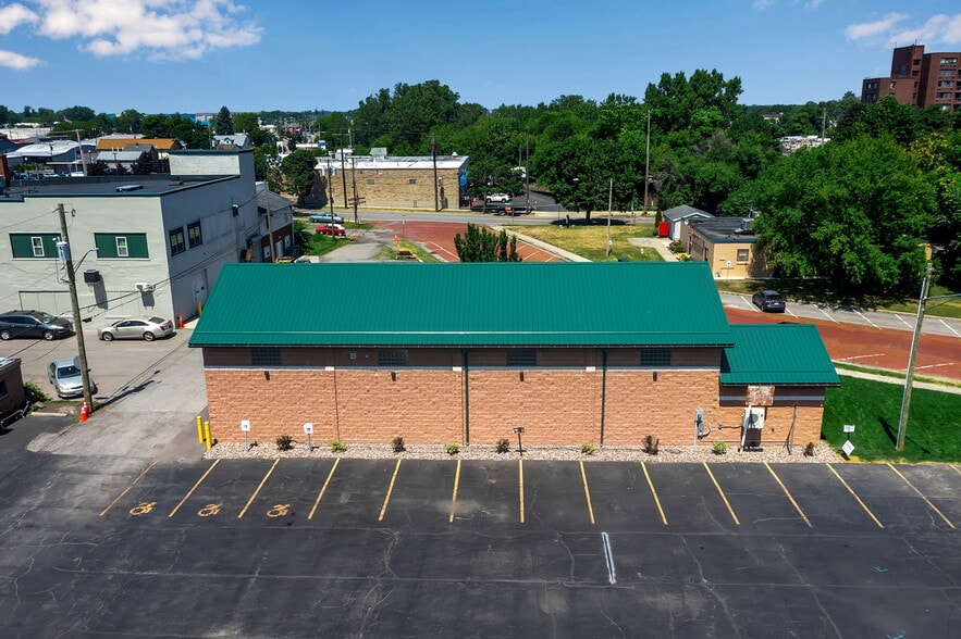 73 Main St, North Tonawanda, NY for sale - Building Photo - Image 2 of 8