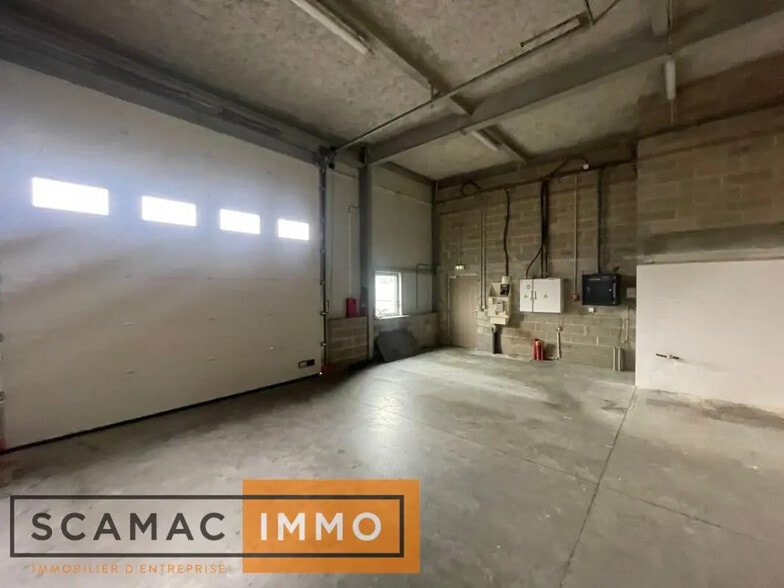 Office in Brétigny-sur-Orge for lease - Interior Photo - Image 3 of 9