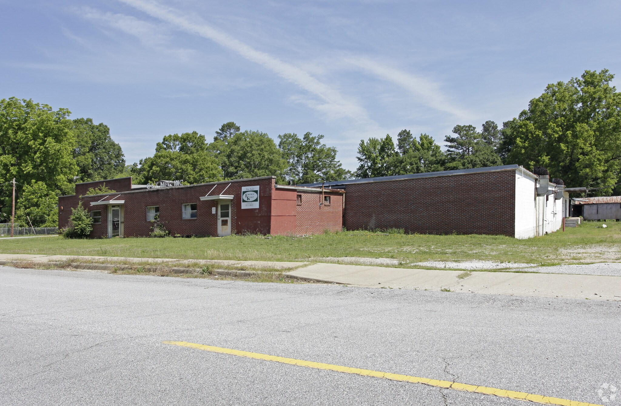 801 E Main St, Clinton, SC for sale Primary Photo- Image 1 of 1