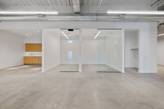 300 Kent Ave, Brooklyn, NY for lease Interior Photo- Image 2 of 9