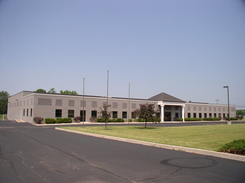 85 Vantage Point Dr, Rochester, NY 14624