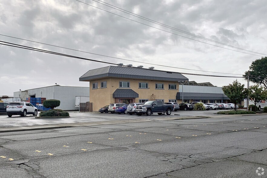 1060 Hensley St, Richmond, CA for lease - Primary Photo - Image 1 of 14