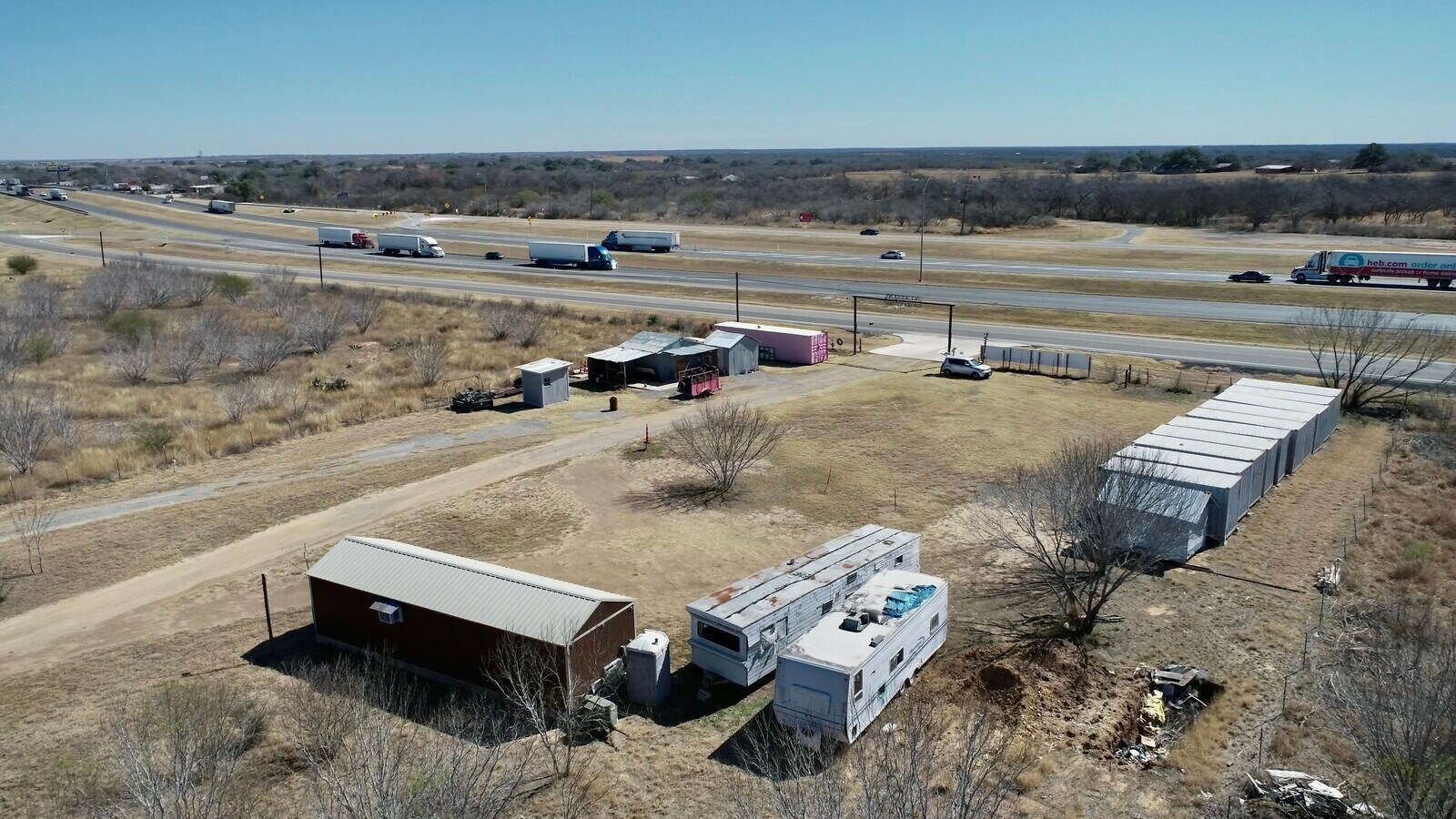 12475 N Interstate 35, Moore, TX 78057