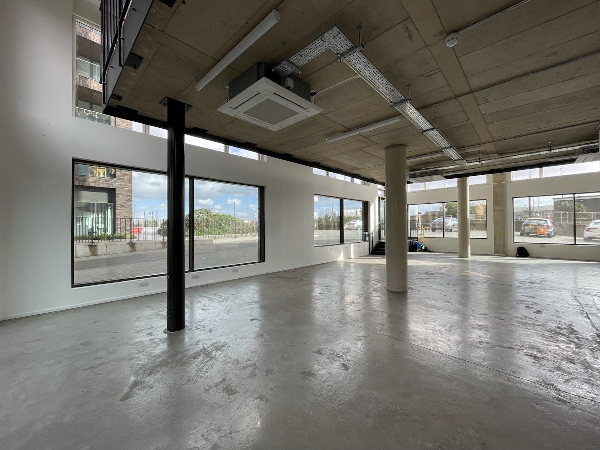 1-18 Lower Dock Walk, London for lease Interior Photo- Image 1 of 6