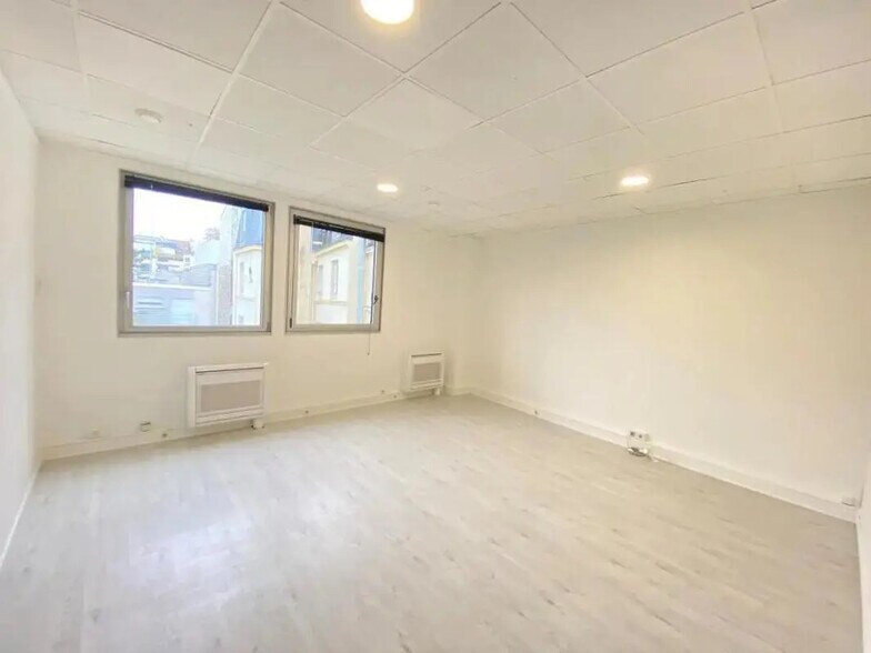 Office in Boulogne-Billancourt for lease - Interior Photo - Image 3 of 12