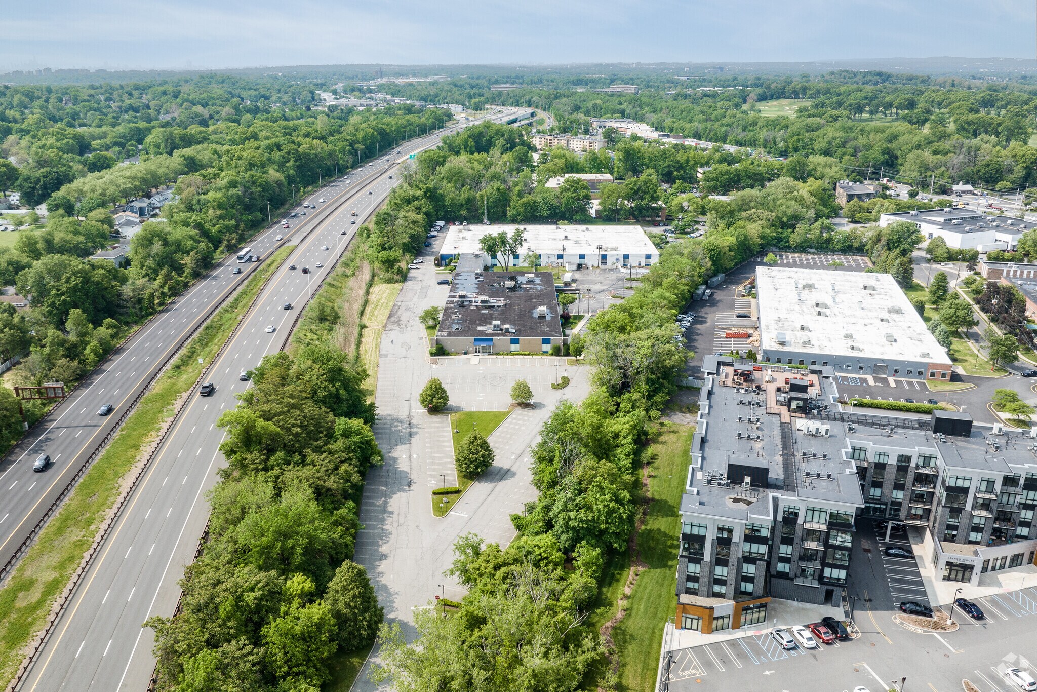 64 E Midland Ave, Paramus, NJ 07652 Paramus Parkway Bldg