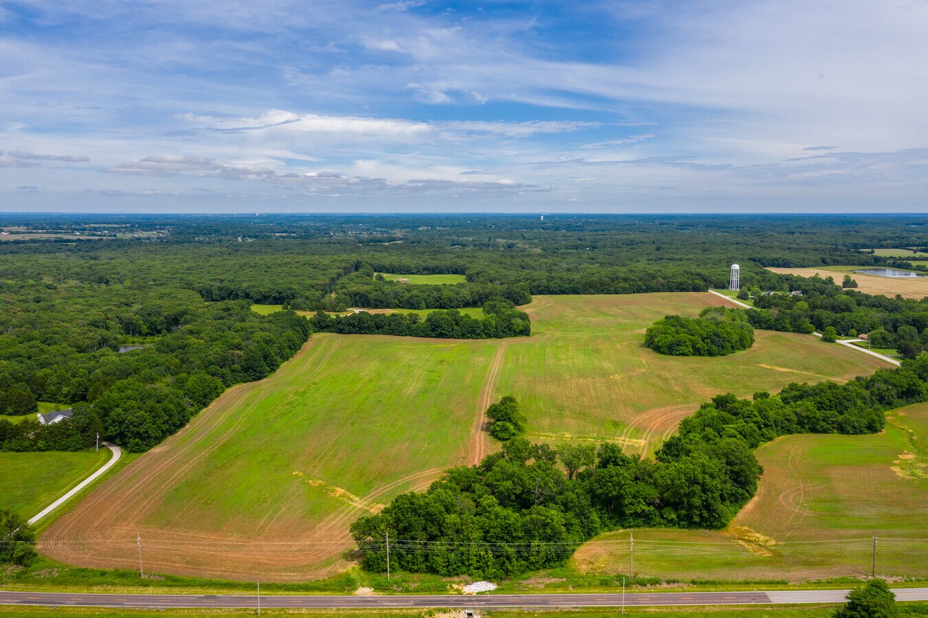 25 Highway T, Foristell, MO 63348