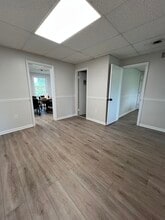 2972-2976 Penwick Ln, Dunkirk, MD for lease Interior Photo- Image 1 of 3