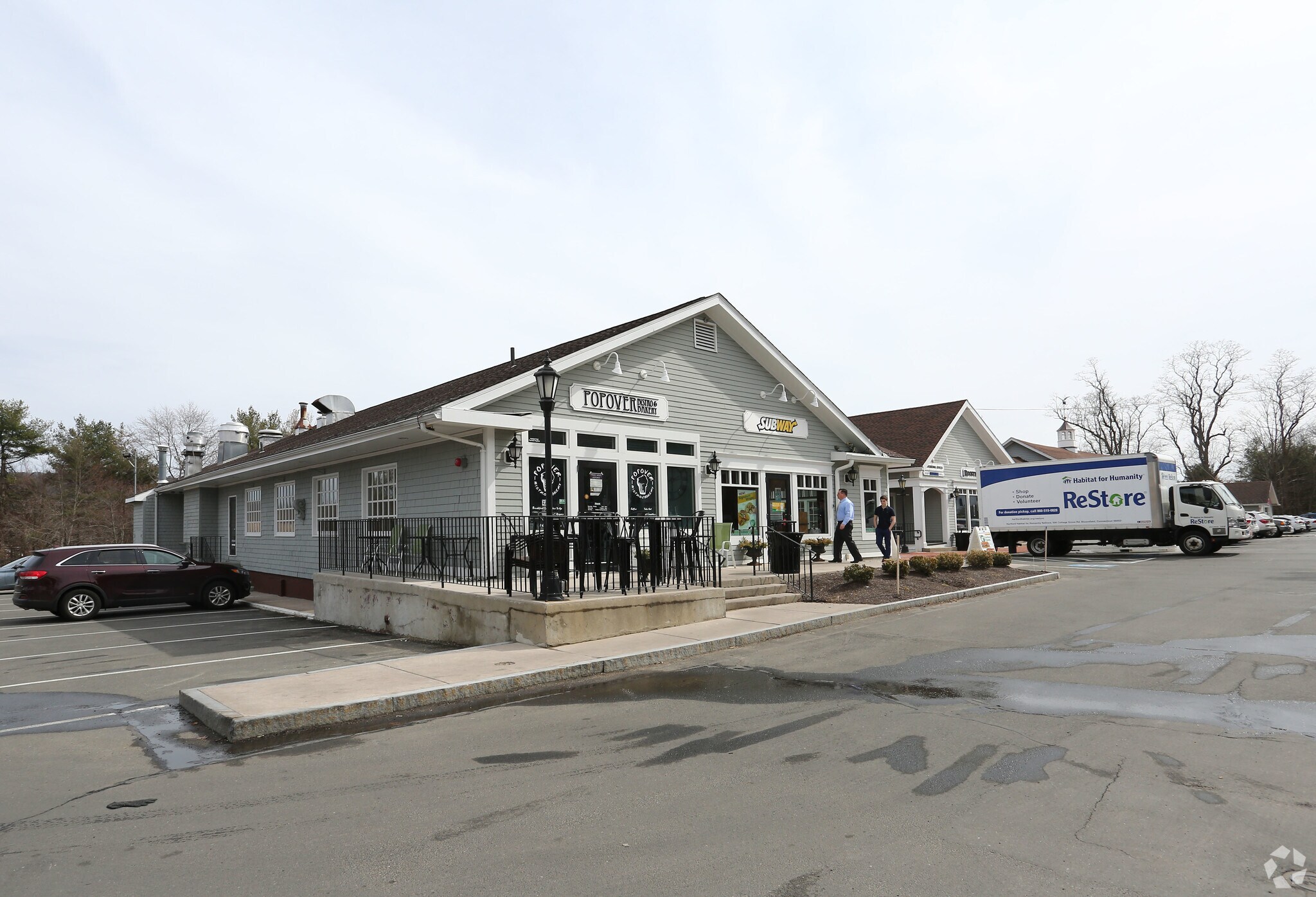 914928 Hopmeadow St, Simsbury, CT 06070 Simsburytown shops