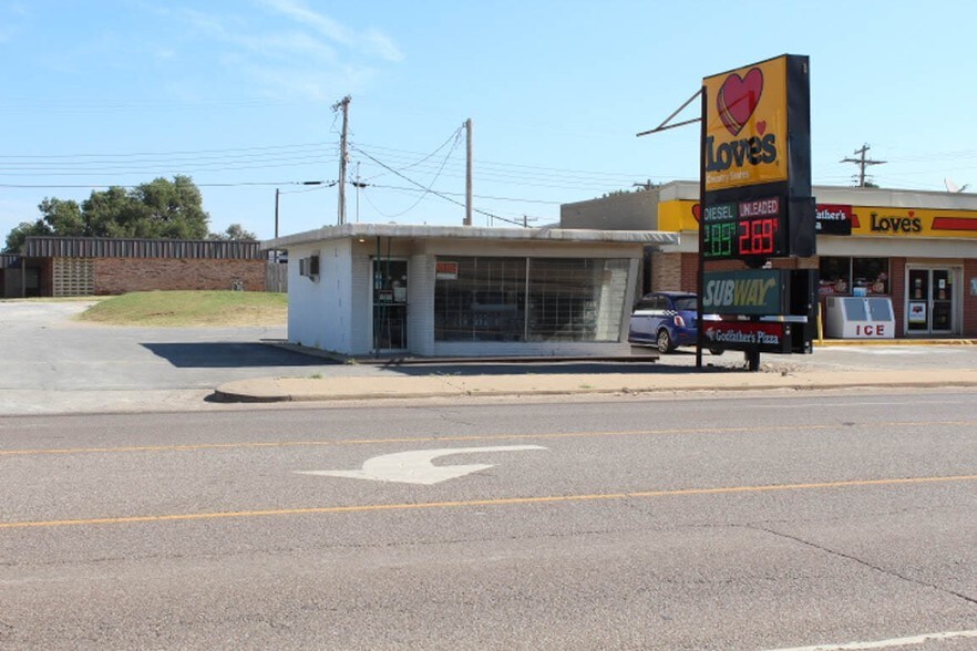 308 Russworm Dr Watonga Ok 73772 Loopnet Com 308 Russworm Dr Watonga Ok 73772 Loopnet Com