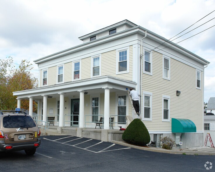 655 Killingly St, Johnston, RI for sale - Building Photo - Image 1 of 1