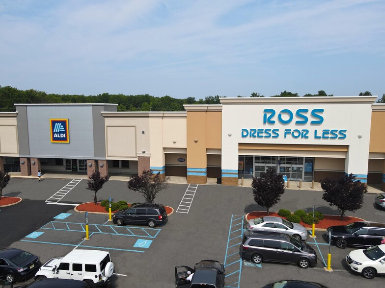 440 US Highway 130, East Windsor, NJ for lease - Building Photo - Image 3 of 14