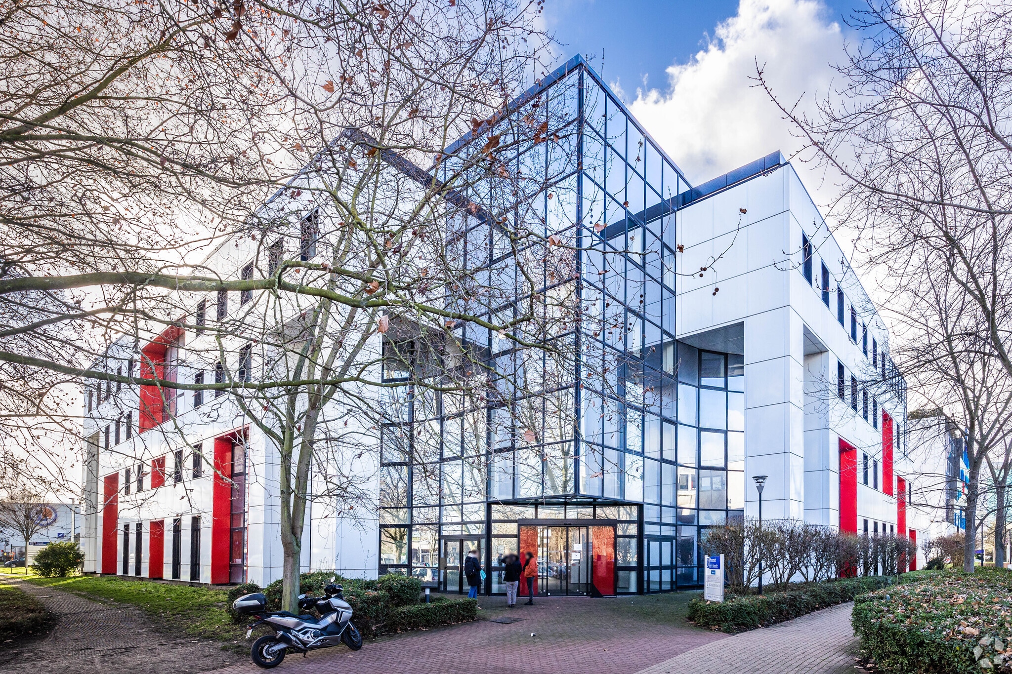 3-5 Promenade De La Bonnette, Gennevilliers for lease Building Photo- Image 1 of 6