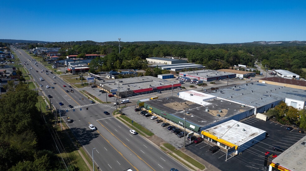 3016-3020 University Dr, Huntsville, AL for sale - Aerial - Image 2 of 10
