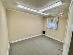 200 Willis Ave, Mineola, NY for lease Interior Photo- Image 1 of 6