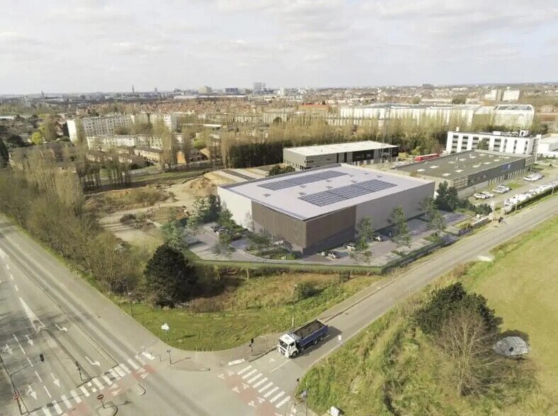 Flex in Lille for lease - Aerial - Image 2 of 4