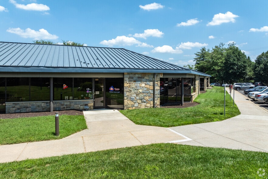 8975 Guilford Rd, Columbia, MD for lease - Building Photo - Image 2 of 5