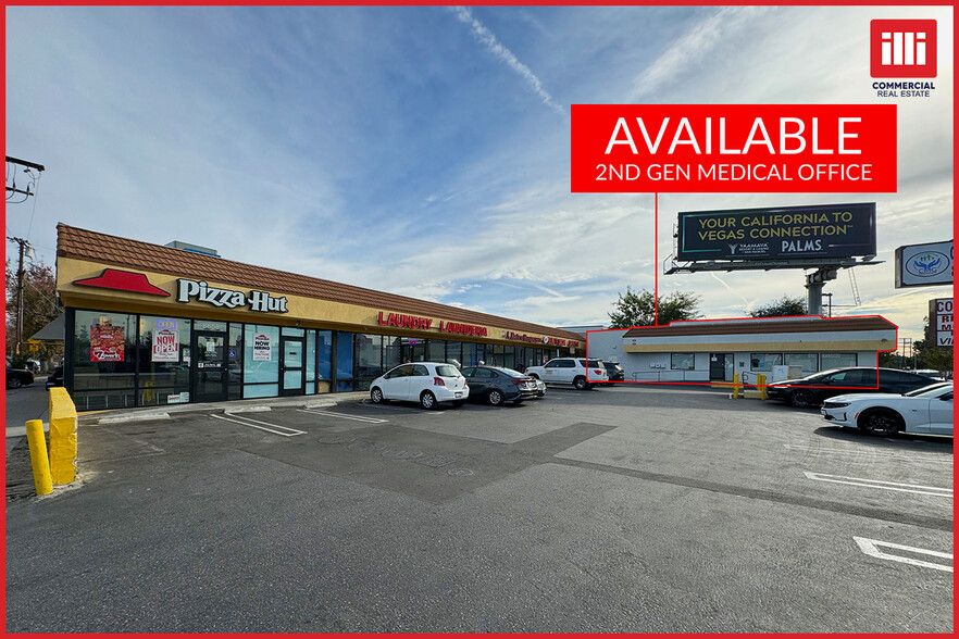 8646-8658 Woodman Ave, Arleta, CA for lease - Building Photo - Image 1 of 5