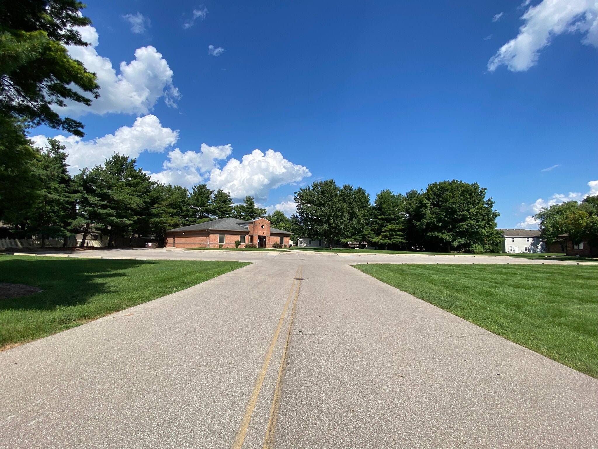 2753 Fox Pointe Drive, Columbus, IN 47203 Office for Sale