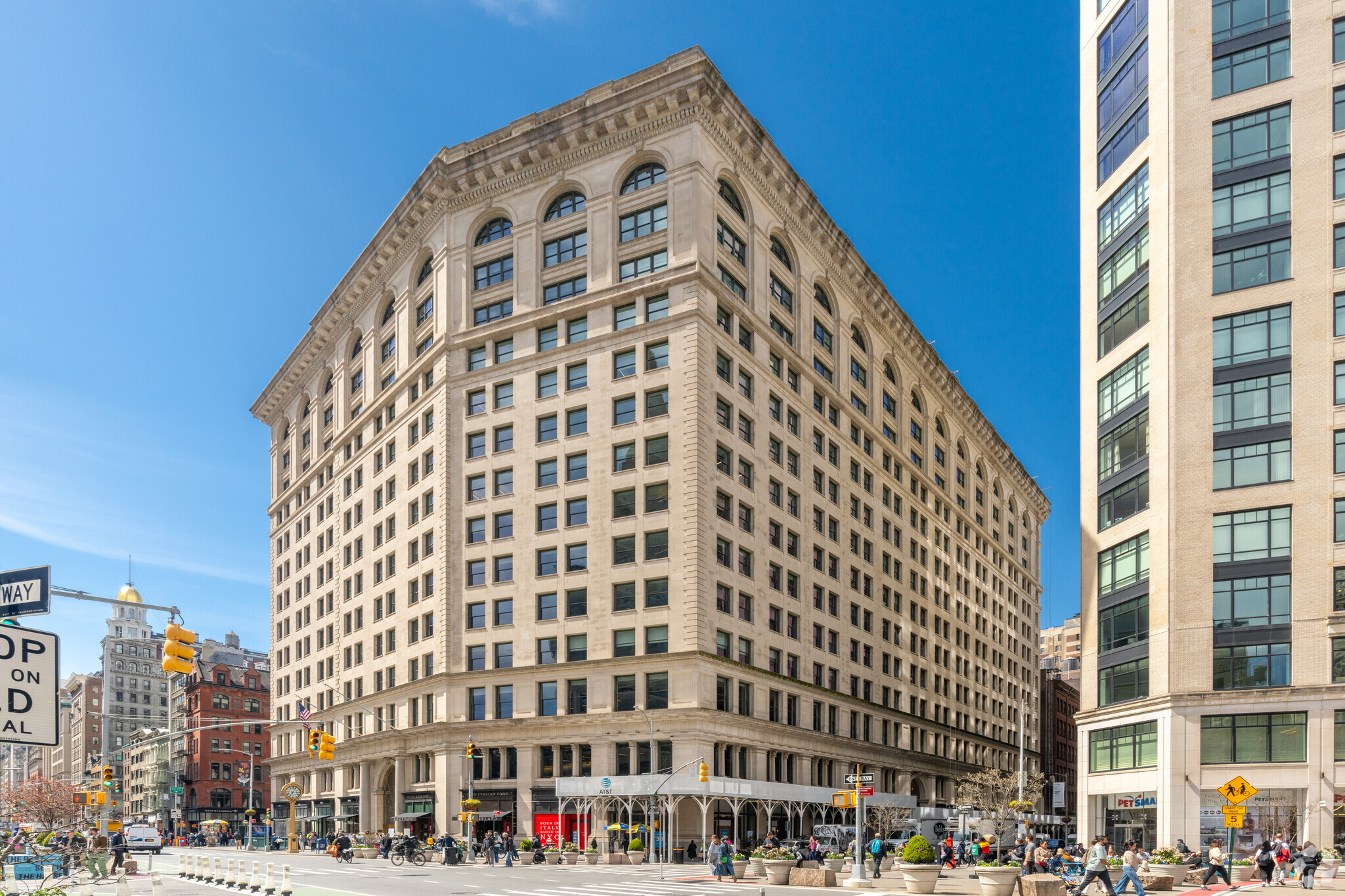 200 Fifth Ave, New York, NY for lease Building Photo- Image 1 of 6