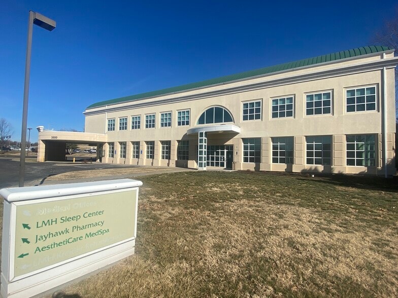 3500 W Clinton Pl, Lawrence, KS for sale - Building Photo - Image 1 of 1