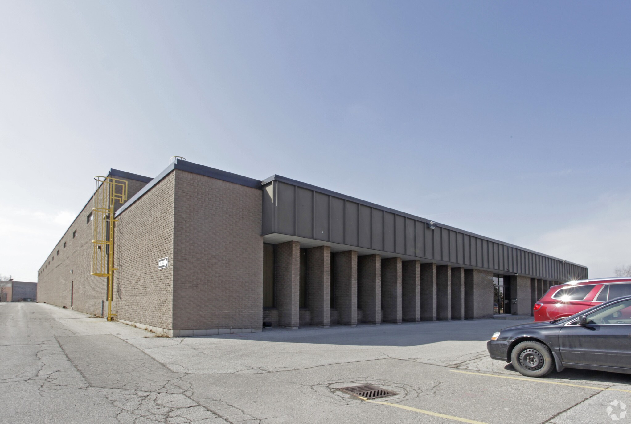 3880 Nashua Dr, Mississauga, ON for sale Primary Photo- Image 1 of 1