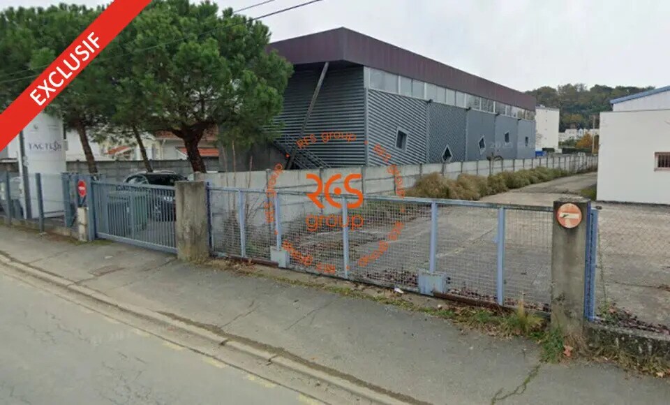 Flex in Floirac for sale - Building Photo - Image 2 of 12