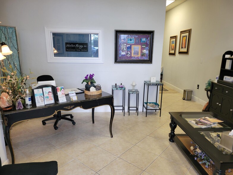 16050 S Tamiami Trl, Fort Myers, FL for lease - Interior Photo - Image 3 of 10