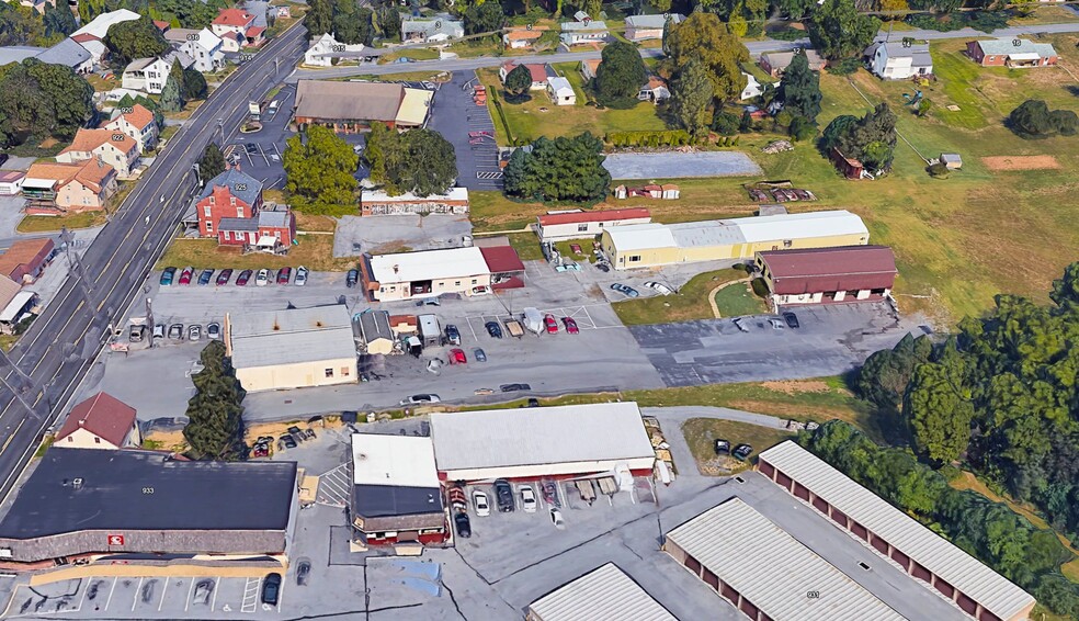 929 Lititz Pike, Lititz, PA for sale - Primary Photo - Image 1 of 45