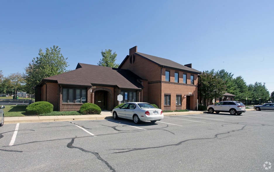 5835-5841 Allentown Rd, Camp Springs, MD for lease - Building Photo - Image 3 of 4