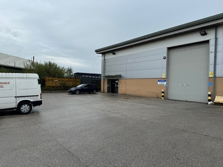 Heron Business Park, Tan House Ln, Widnes for lease - Building Photo - Image 1 of 14