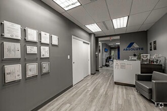 330 Passaic Ave, Fairfield, NJ for lease Interior Photo- Image 2 of 10