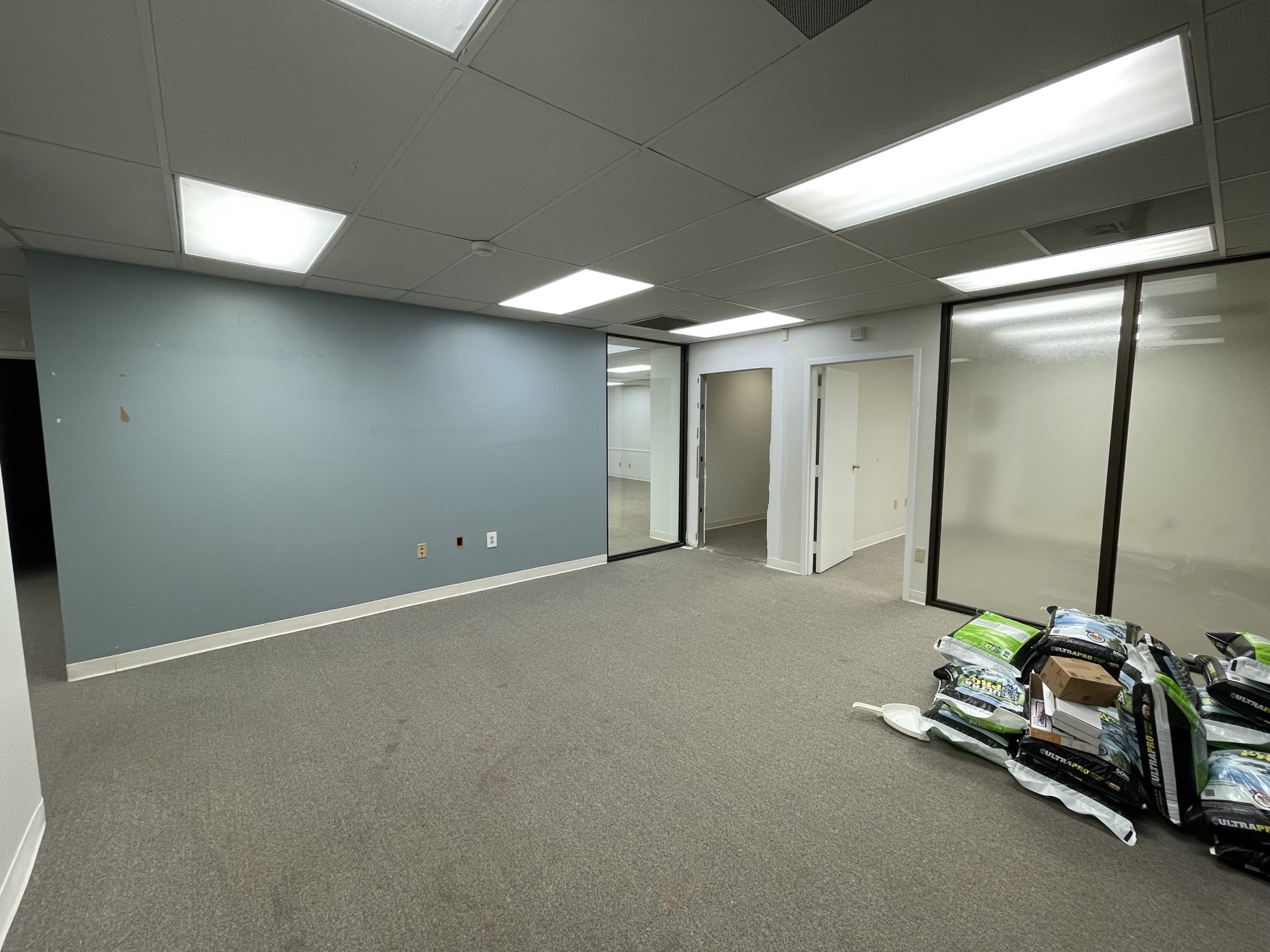 1425 Lakeland Dr, Jackson, MS for lease Interior Photo- Image 1 of 7