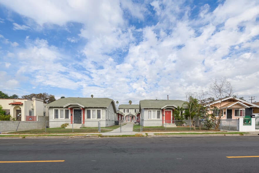 3517 Montclair St, Los Angeles, CA for sale - Primary Photo - Image 1 of 7