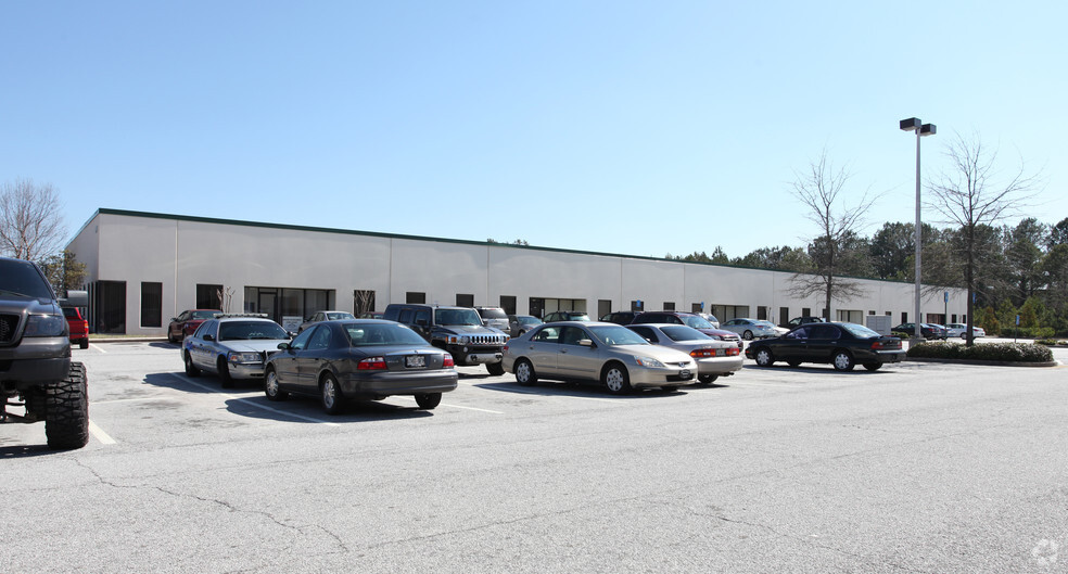 200 Business Center Dr, Stockbridge, GA for sale - Primary Photo - Image 1 of 1