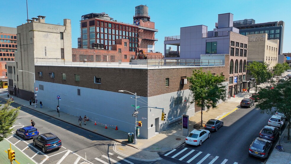 73 Kent Ave, Brooklyn, NY for sale - Building Photo - Image 1 of 5