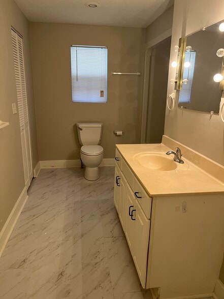 604 W Farm Road 182, Springfield, MO for lease - Interior Photo - Image 3 of 8