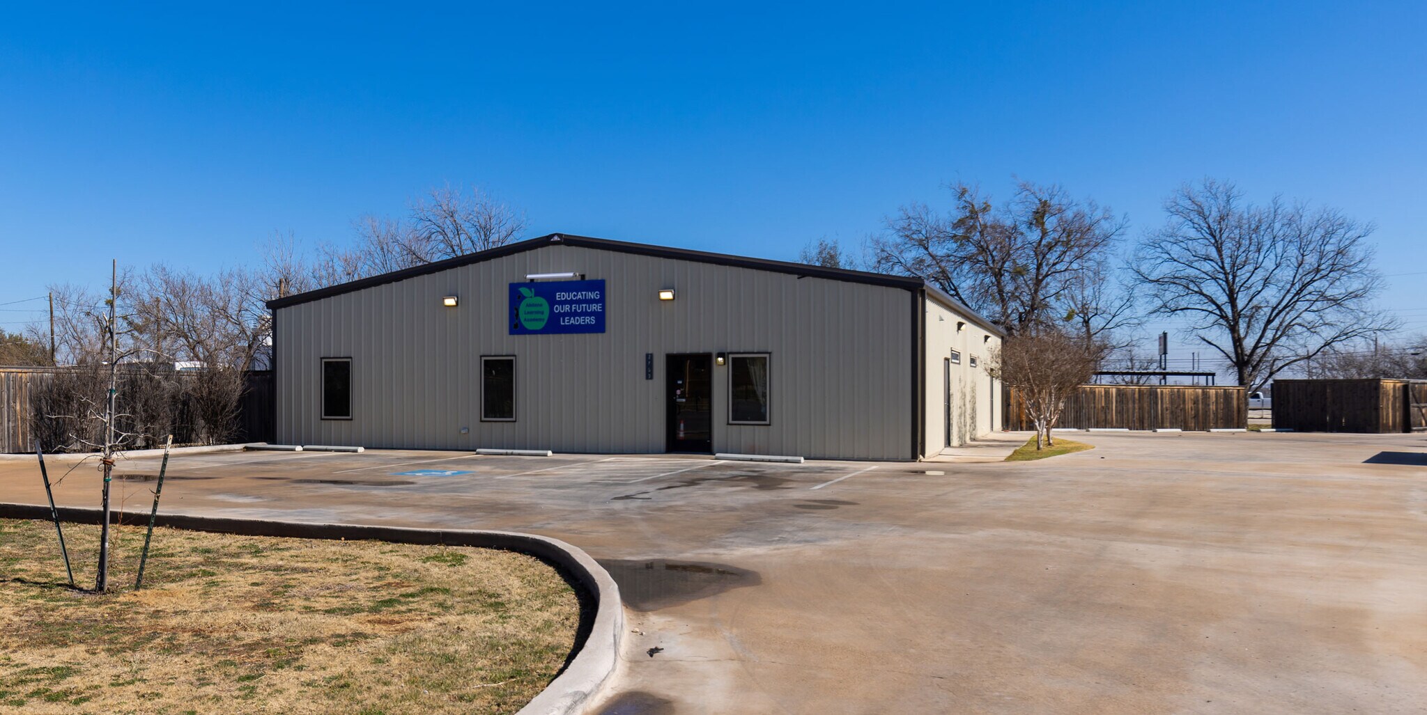 2769 S Treadaway Blvd, Abilene, TX for sale Primary Photo- Image 1 of 1