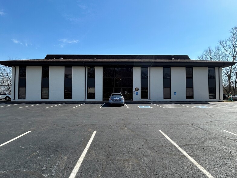 5819 Old Harding Pike, Nashville, TN for lease - Building Photo - Image 3 of 4