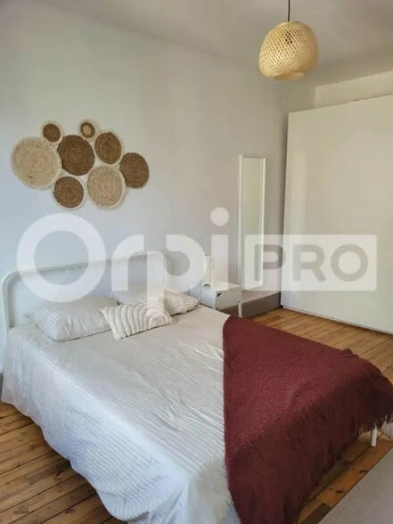 Retail in Soissons for sale - Interior Photo - Image 2 of 10