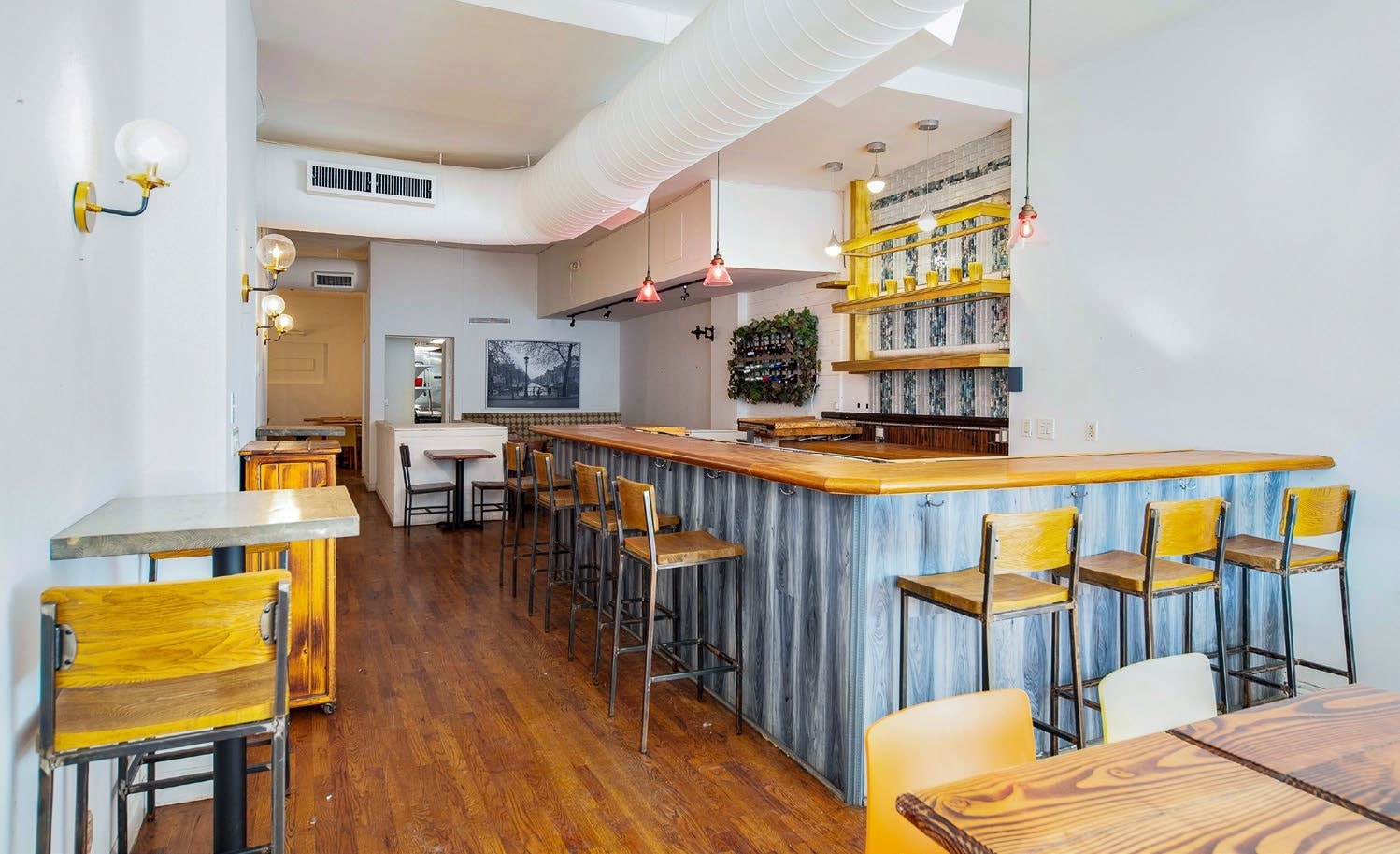 40 Avenue B, New York, NY for lease Interior Photo- Image 1 of 4