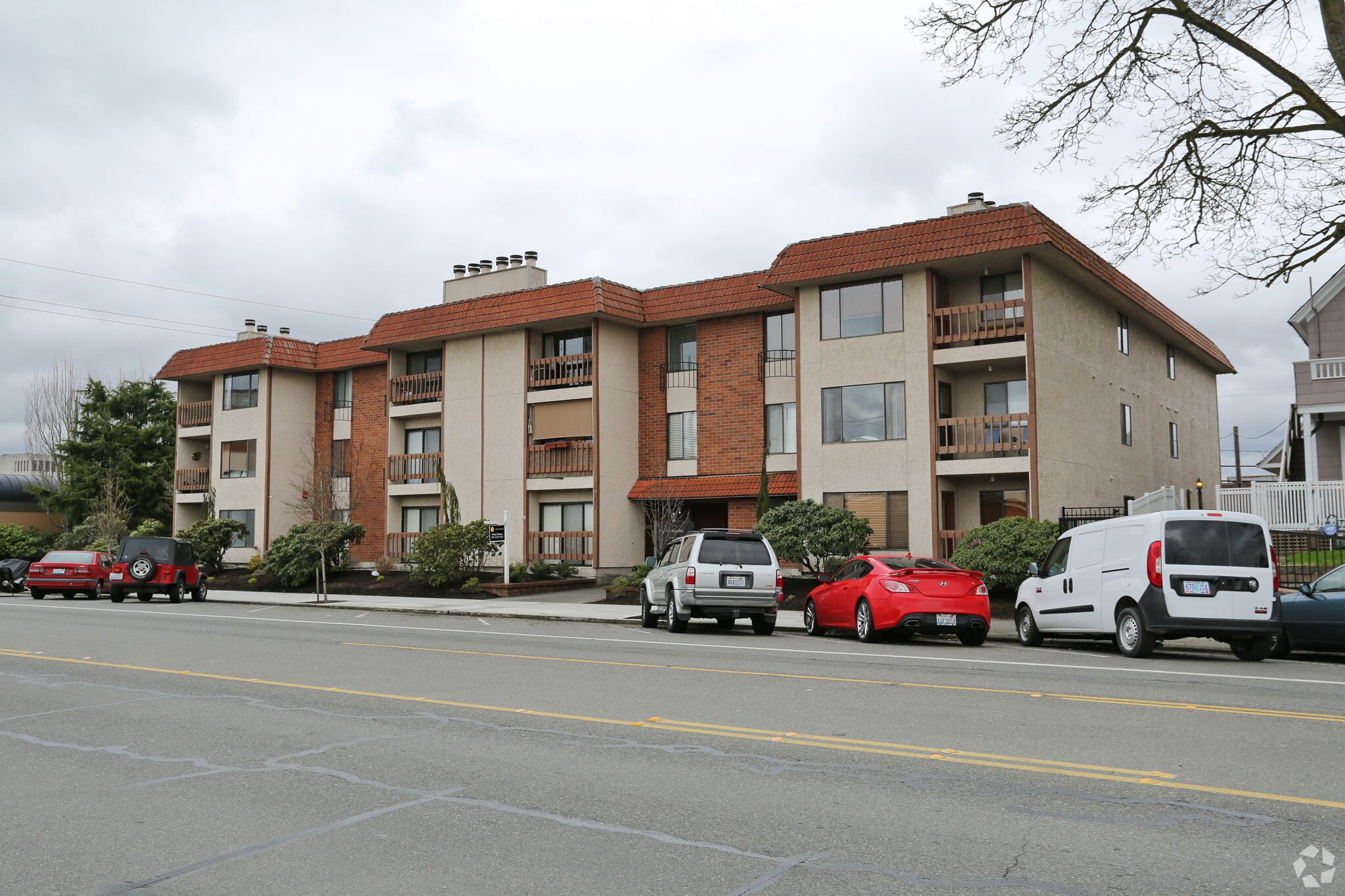 3209 Colby Ave, Everett, WA for lease Building Photo- Image 1 of 7