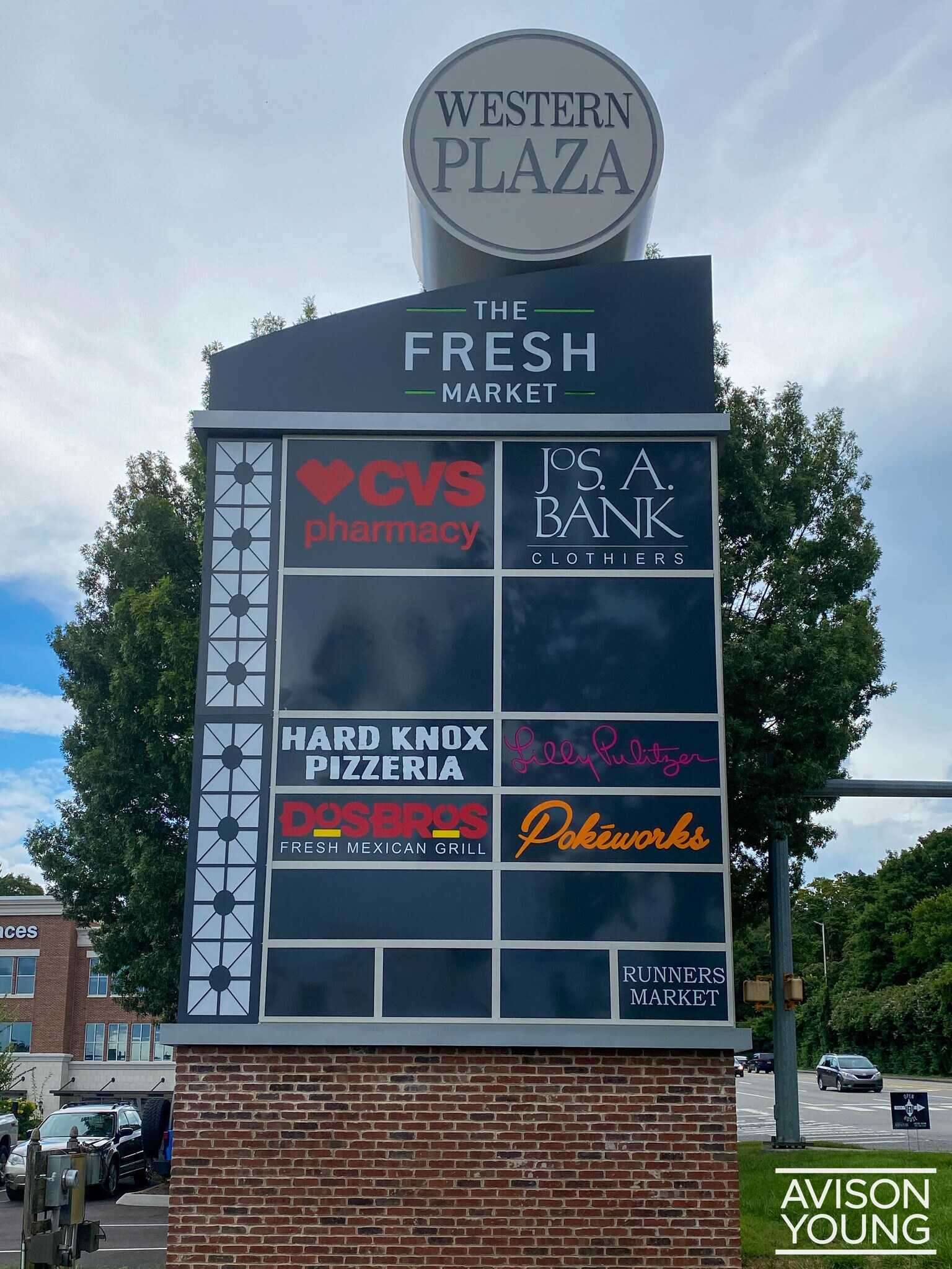 4320 Kingston Pike, Knoxville, TN 37919 The Shops At Western Plaza