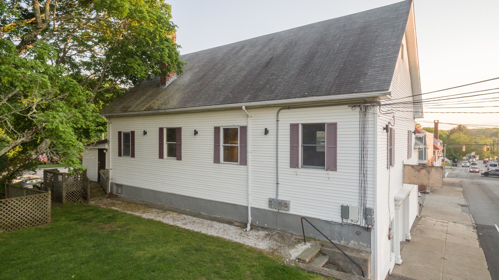 75 County St, Seekonk, MA 02771