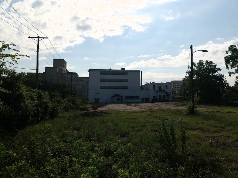 1600 Fairfield Ave, Shreveport, LA for sale - Building Photo - Image 3 of 6