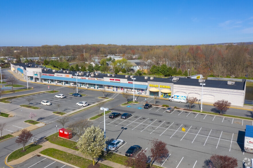 1815-1877 Pulaski Hwy, Bear, DE for sale - Primary Photo - Image 1 of 1